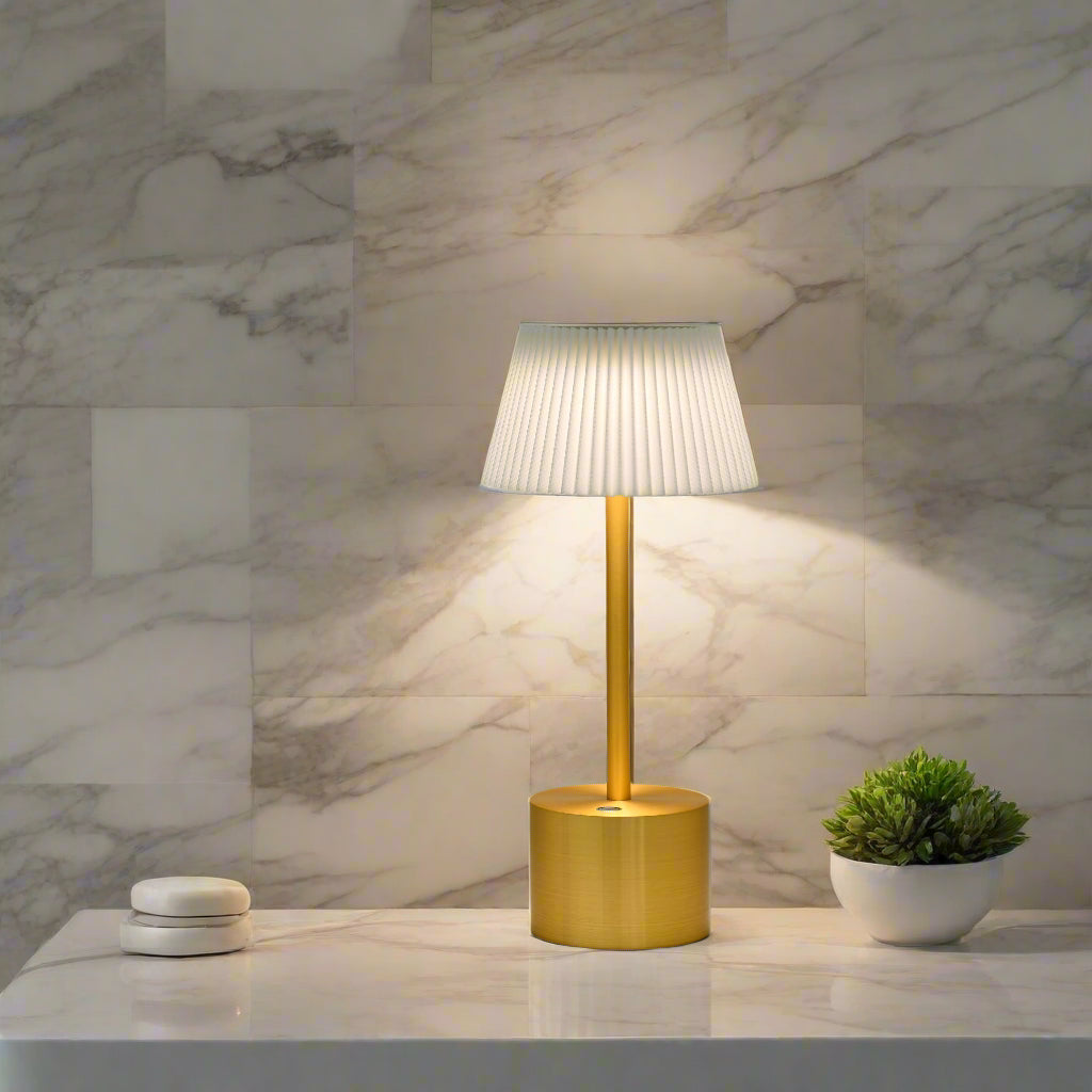 Lampada Da Tavolo Senza Fili Ricaricabile 6000 MAh - 3 Luci Dimerizzabili, IP54, Portatile Per Esterno E Interno